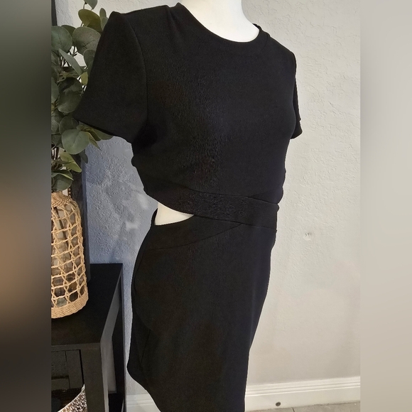 Express Black Dress - Picture 2 of 11